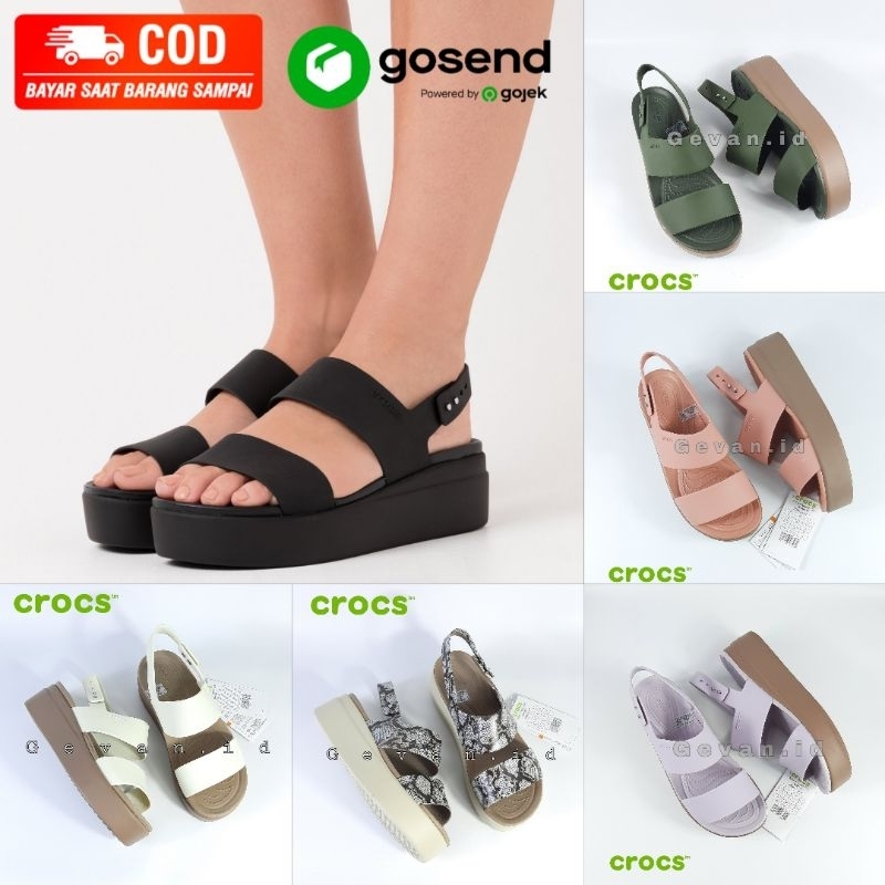 SANDAL CROCS WANITA - CROCS  BROOKLYN LOW WEDGES - SANDAL CROCS WEDGES