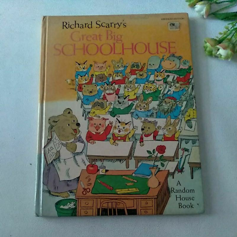 buku Richard Scarrys Great Big Schoolhouse preloved