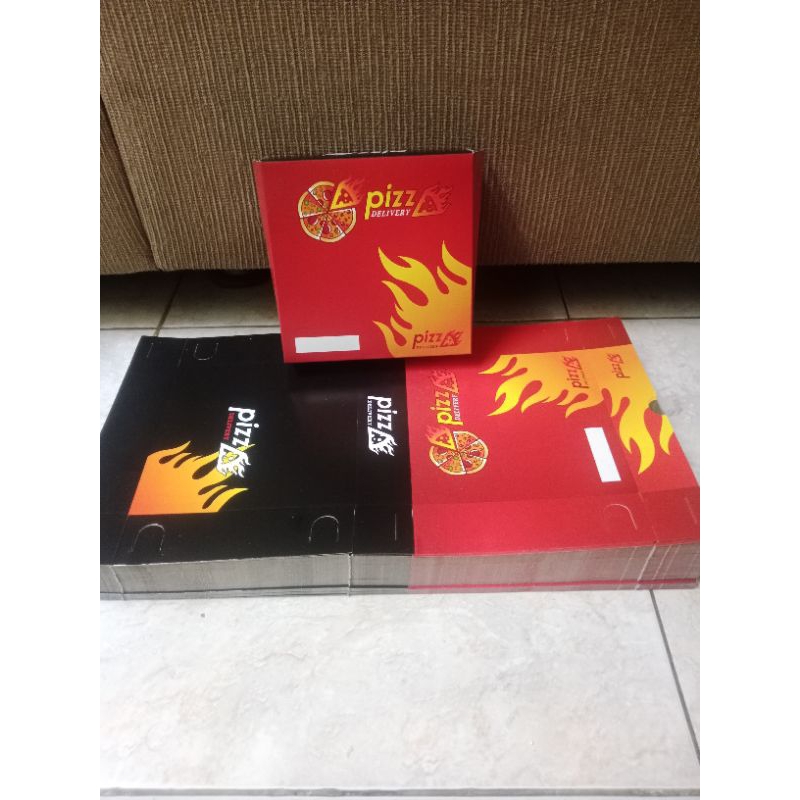 

Kardus Pizza Mini uk. 15×15×4 / Dus pizza
