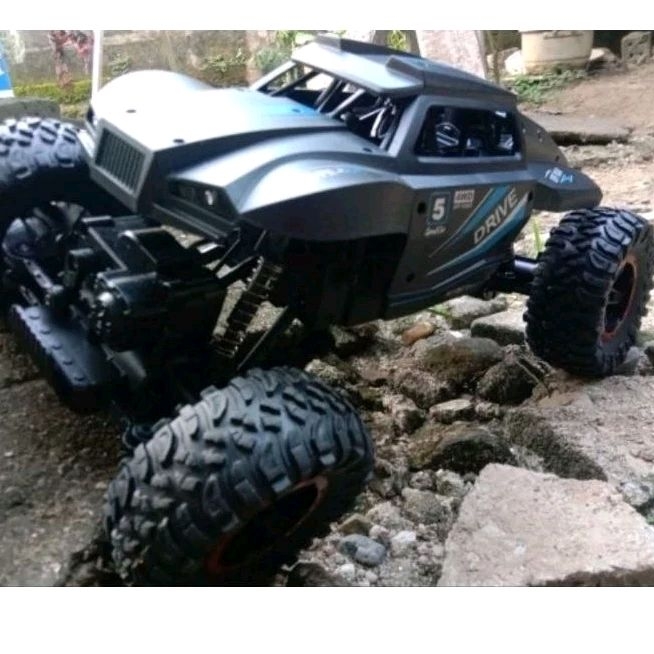 

Mobil RC 4WD KELUAR ASAP NOISE SPRAY OFFROAD REMOTE CONTROL 2 KECEPATAN 2,4GHZ UPGRADE BATERE