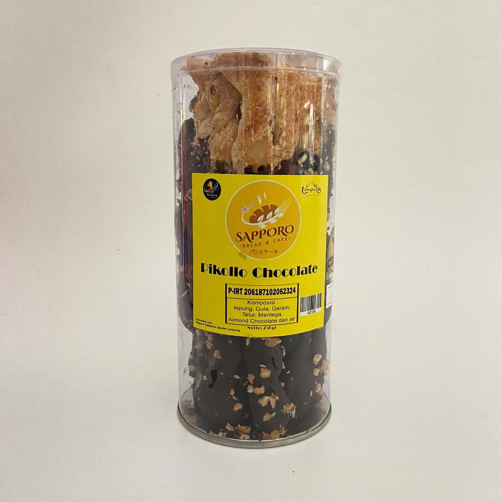 

Picollo Coklat Pastry renyah Saporo