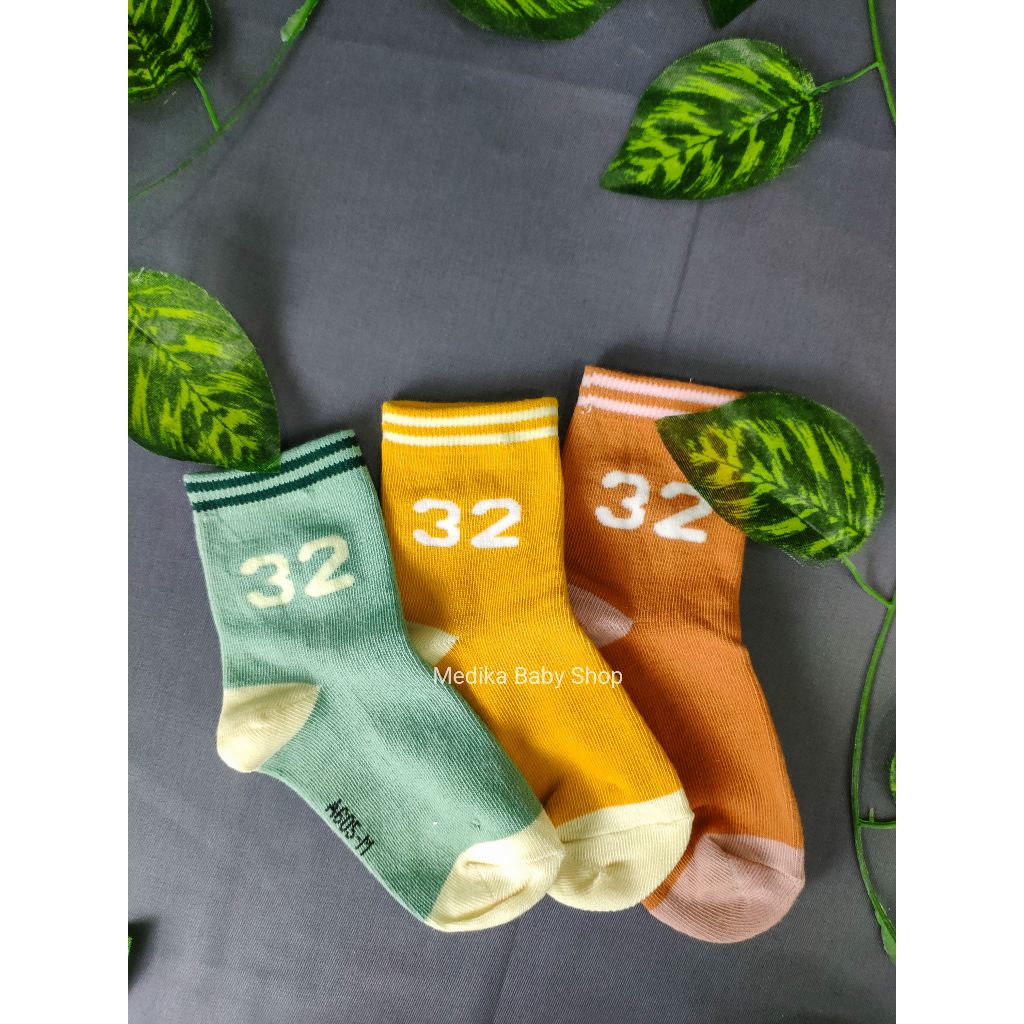 Kaos Kaki Import Anak Angka