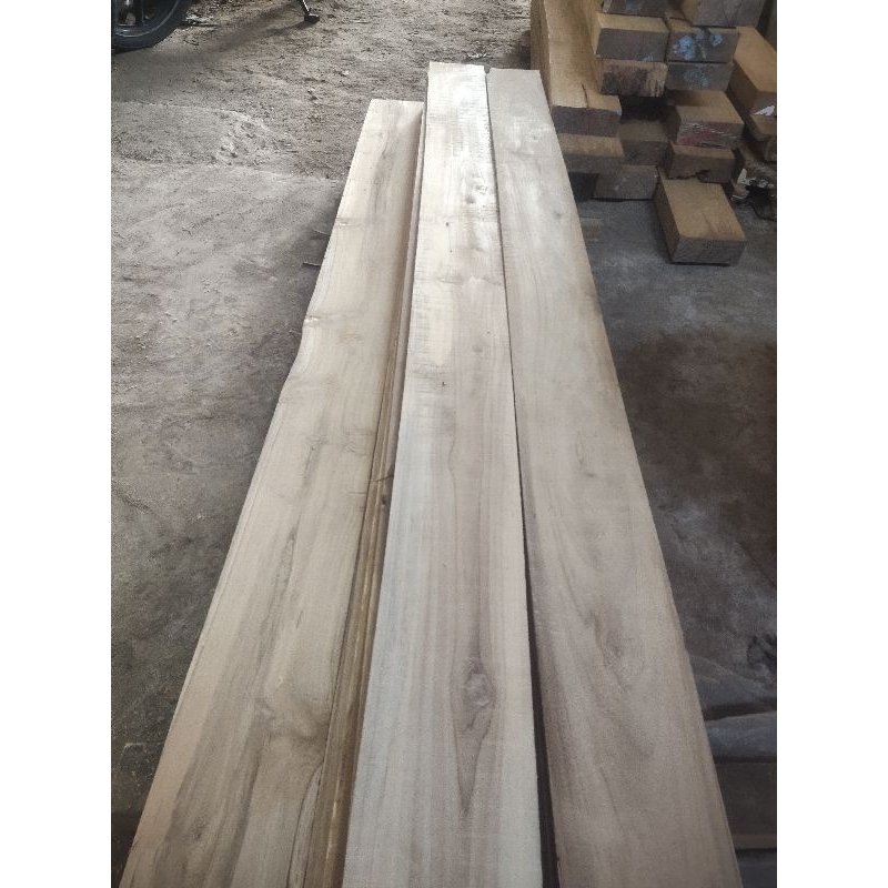 papan kayu jati perhutani serut halus ukuran 2x20panjang200cm