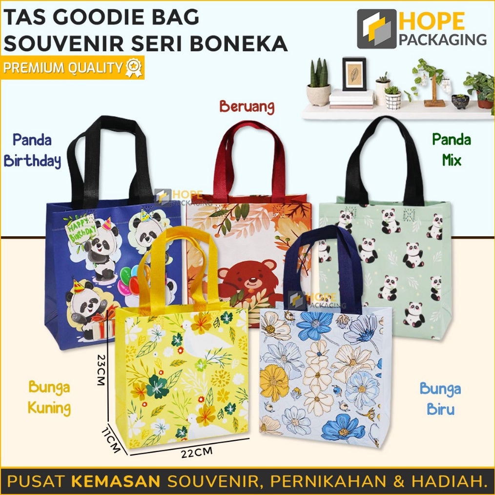 

KHUSUS Tas Goodie Bag Motif Boneka Size M 23x22x11cm Tas Tenteng Hadiah Ulang Tahun Anak Tas Souvenir Snack Ultah