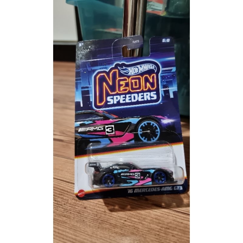 Hotwheels NEON Mercedes AMG GT3
