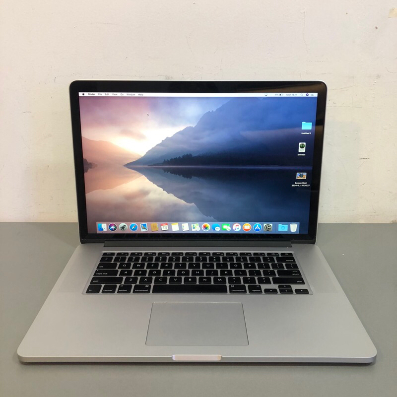 macbook pro 2012 Ram 16 GB SSD 128 GB INTEL CORE I7 15 inch