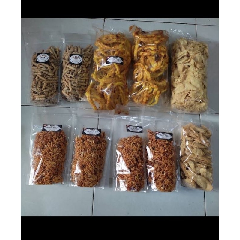 

Seblak kerupuk bumbu kacang