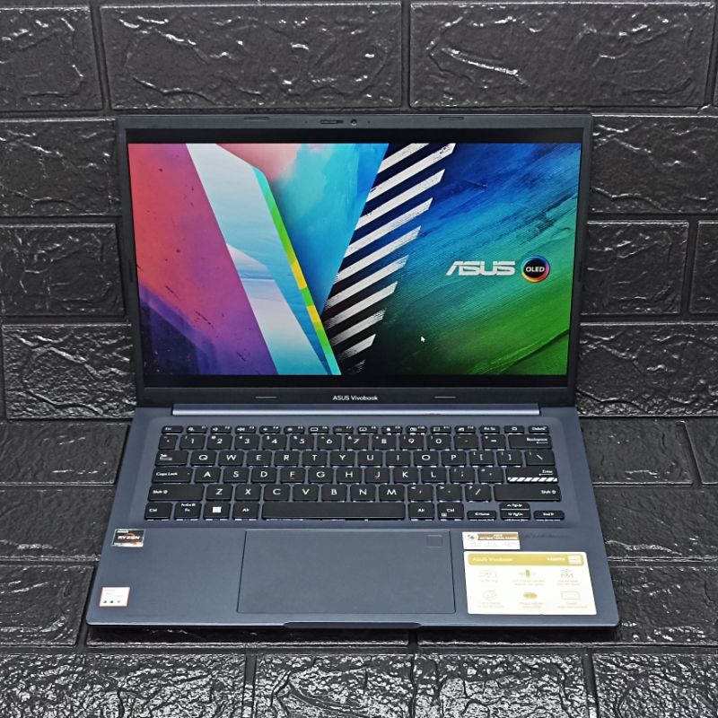 Laptop Editing Asus Vivobook M1403QA AMD Ryzen 5 5600H 8/512GB