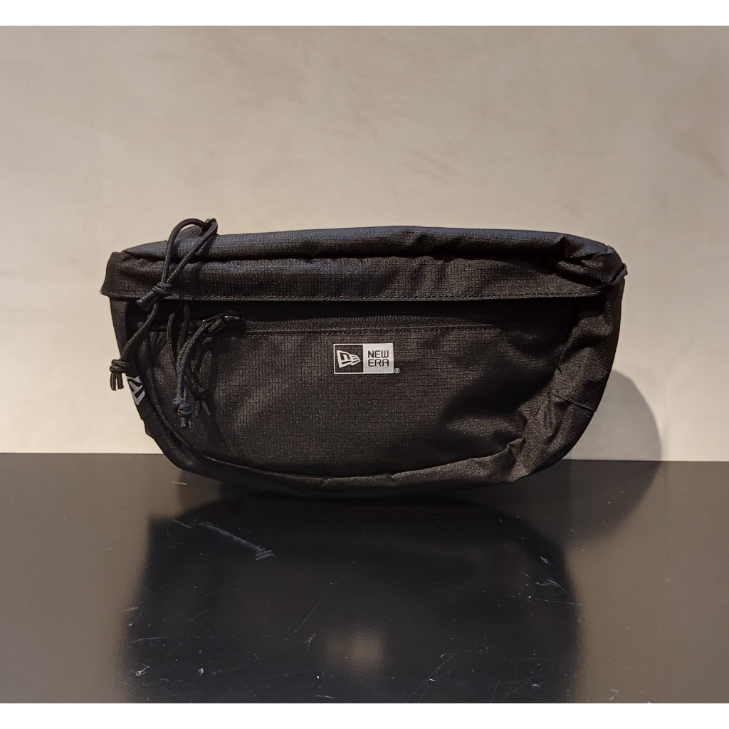 Tas Pinggang New Era Explorer Waist Bag Black 100% Original Resmi