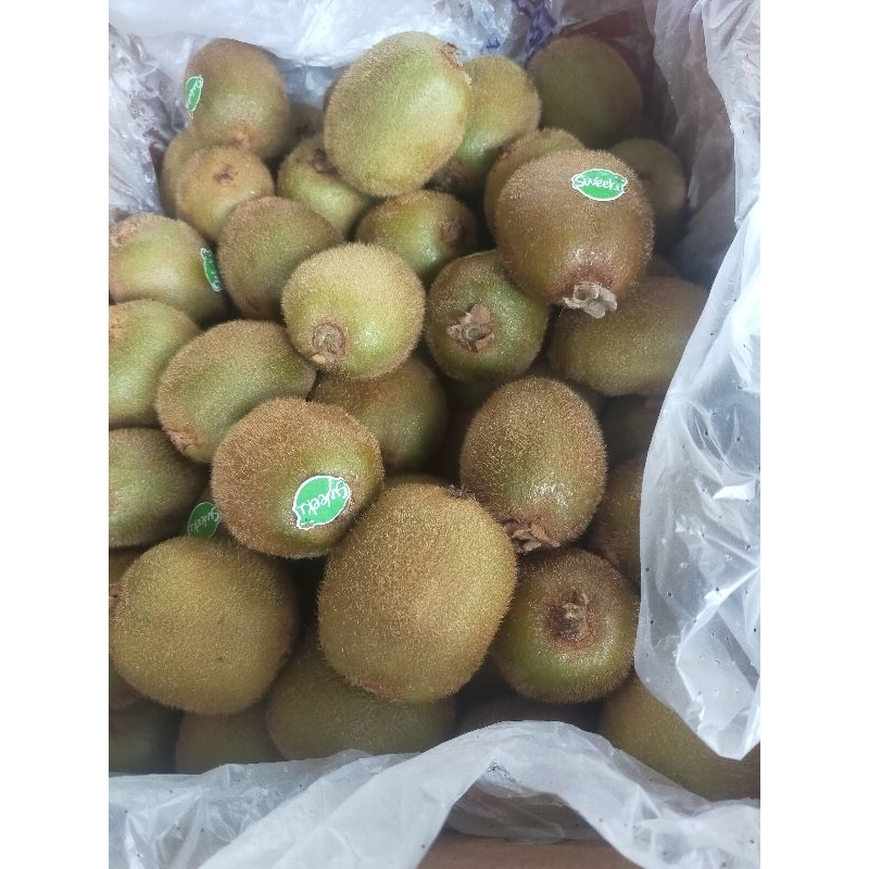

Buah Kiwi hijau sweet chili per 1 buah