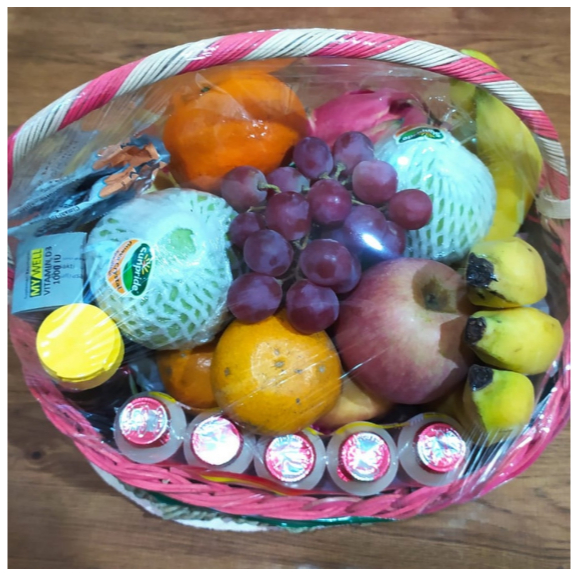 

Parcel Buah Paket Isoman Hampers Isoman Aneka Buah Madu dan Multi Vitamin Komplit