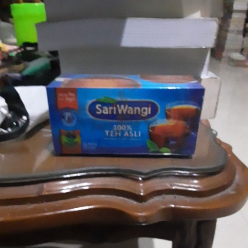 

TEH CELUP SARIWANGI 100% TEH ASLI WARNA PAS RASA SEGAR DAUN TEH BERKUALITAS