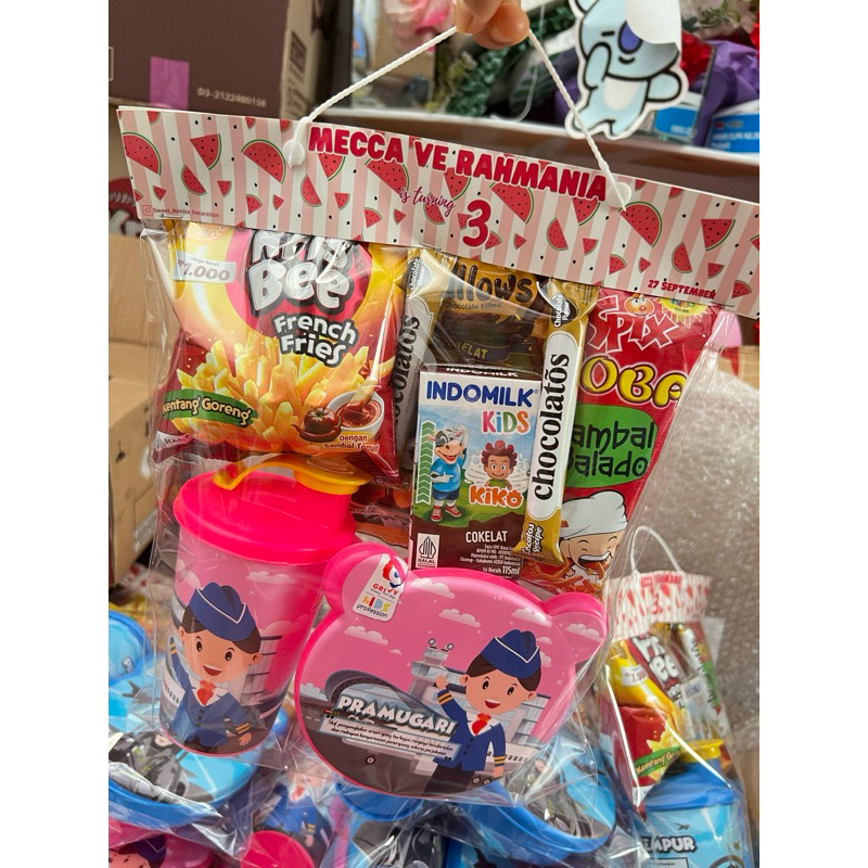 

Bingkisan Ultah & souvenir