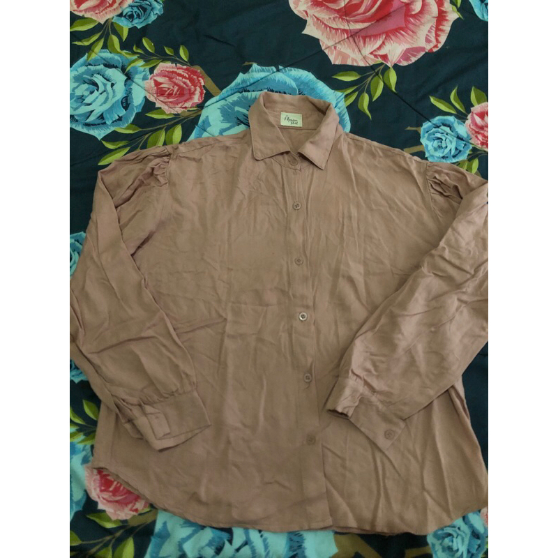 Preloved kemeja | kemeja monica the label kemeja kuliah kemrja kerja