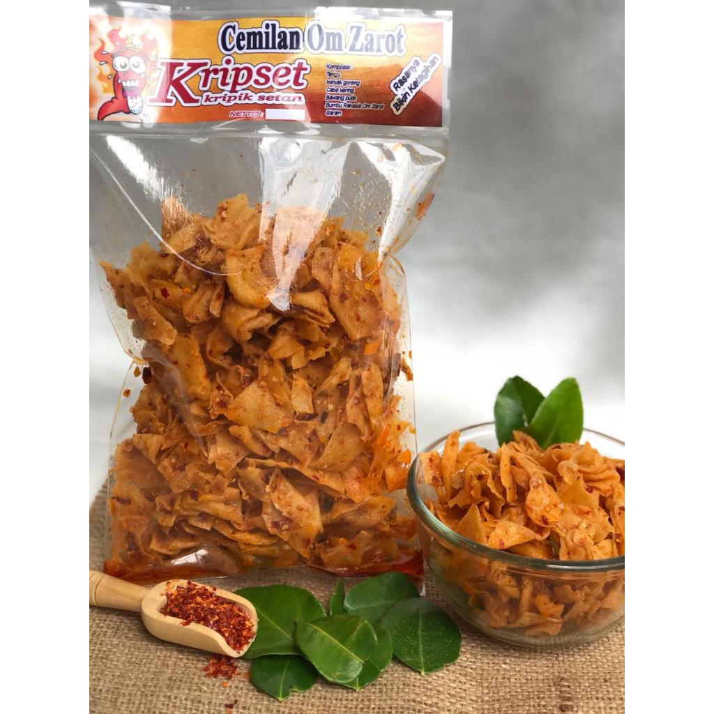 

KnK Keripik Pedas Om Djarot