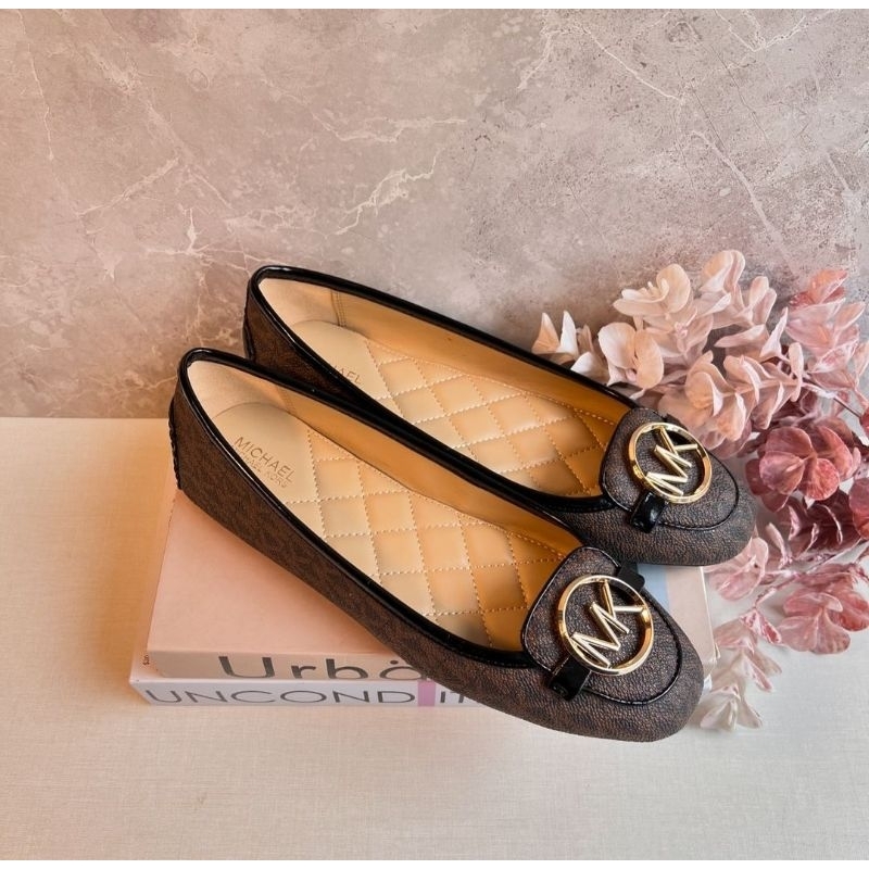 Lillie Moc Boutique Collection