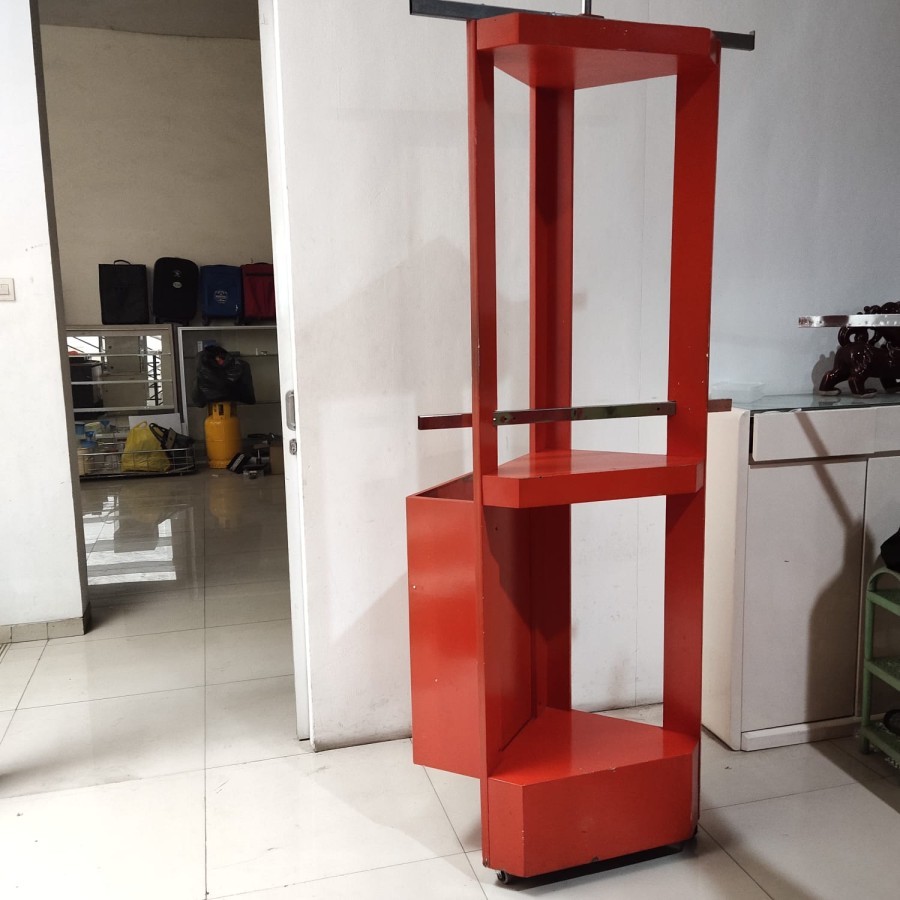 RAK BOOTH GANTUNGAN DISPLAY PAJANGAN BAJU GAMIS DRESS SECOND SEKEN BEKAS UKURAN 55X33X180