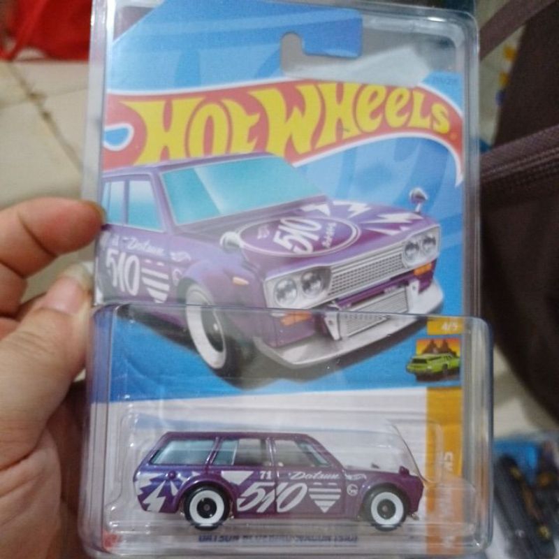 hot wheels datsun bluebird wagon