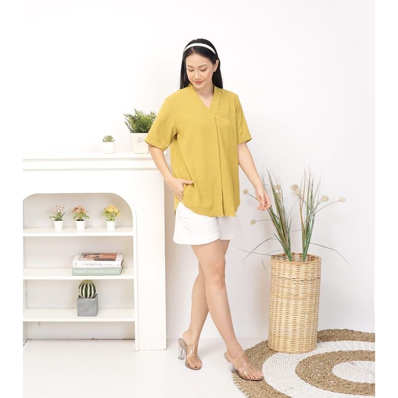 pakaian wanita/atasan perempuan. blouse kemeja cewek lengan pendek model terbaru korean style model 