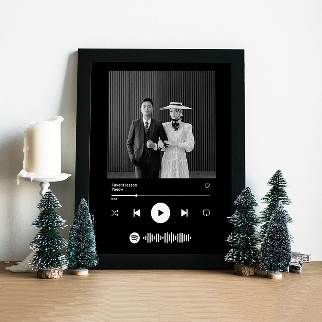 Nays Collection Bingkai Foto Kado Ulang Tahun Wisuda Bisa Request Foto Kado Ulang Tahun & Lagu