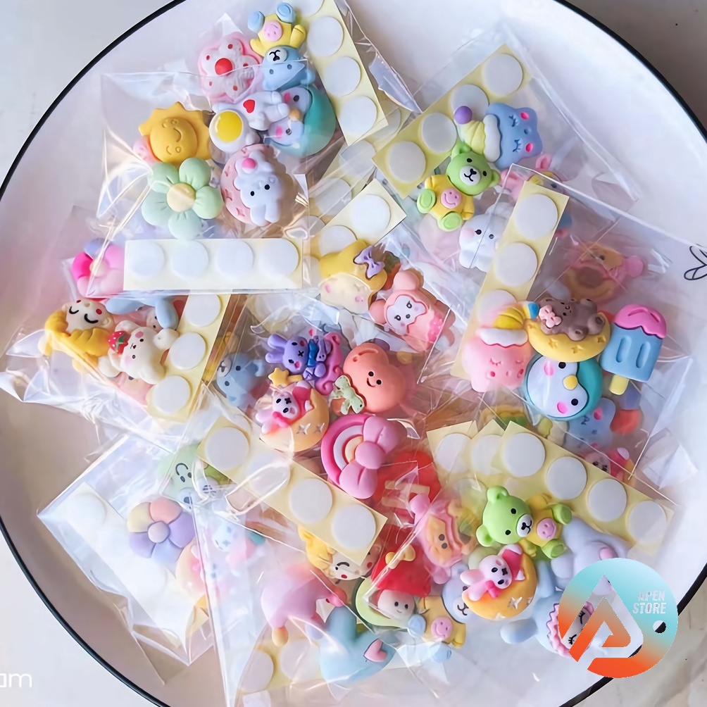 

DISKON SPESIAL APEN 4pcs Stiker 3D Motif Kartun Untuk Dekorasi Botol Minum HP Kulkas DLL