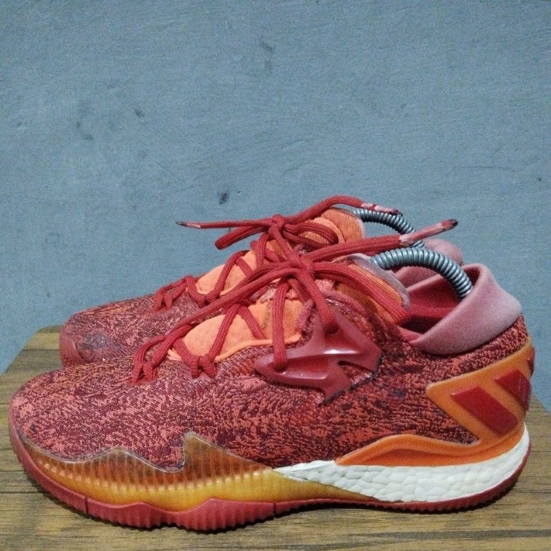 ADIDAS CRAZYLIGHT BOOST