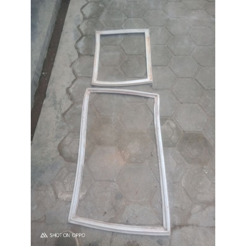 KARET MAGNET PINTU KULKAS LG EXPRESSCOOL 2 PINTU ORIGINAL COPOTAN