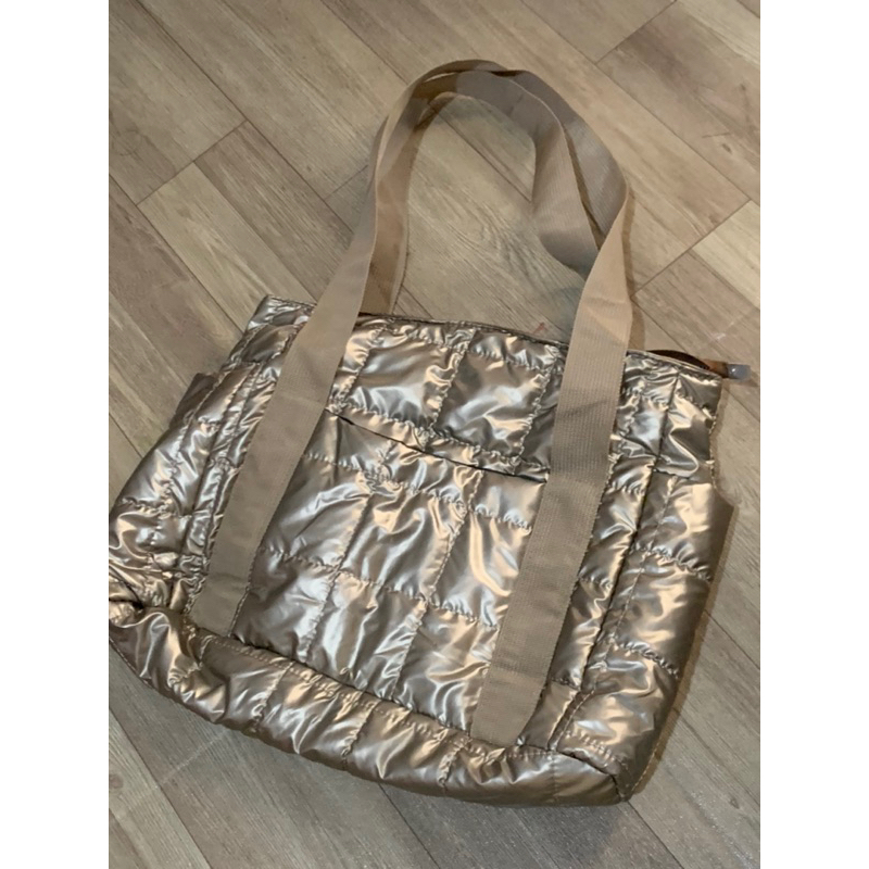 Preloved puffy tote bag