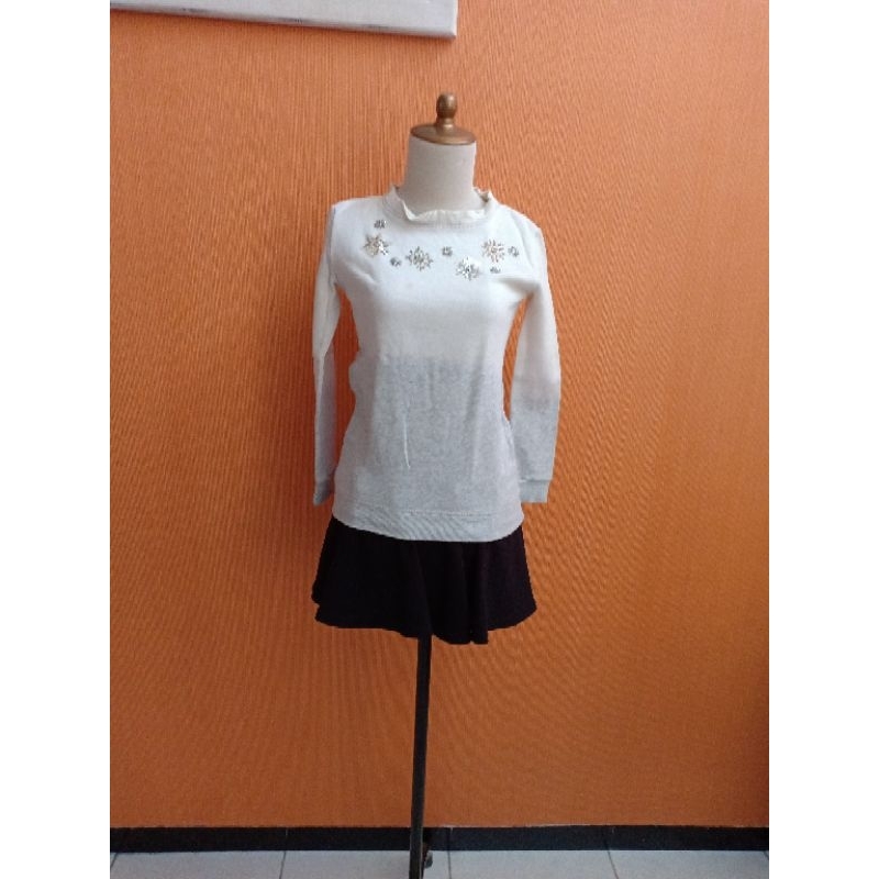 atasan kaos sweater wanita anak perempuan 13 14 15 thn putih abu H&M cewek HnM lengan panjang hangat