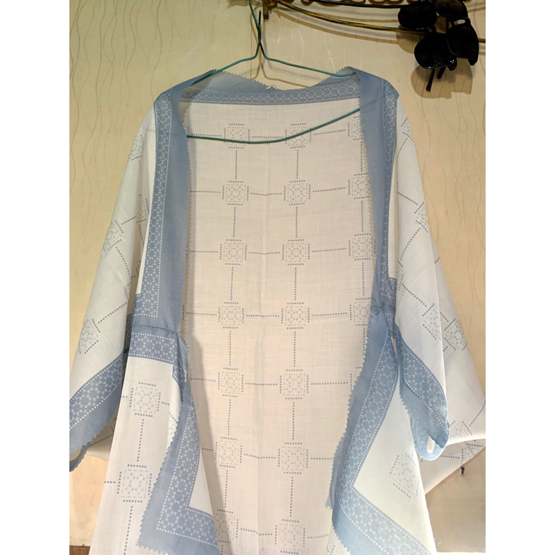 preloved outer scarf