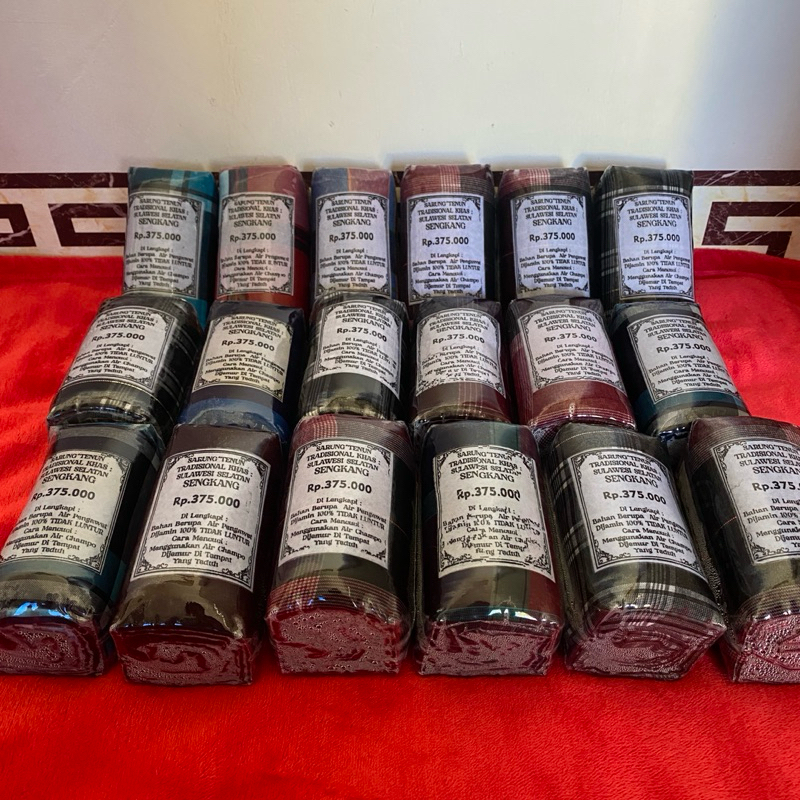 Sarung tenun tradisional khas sulawesi selatan SENGKANG