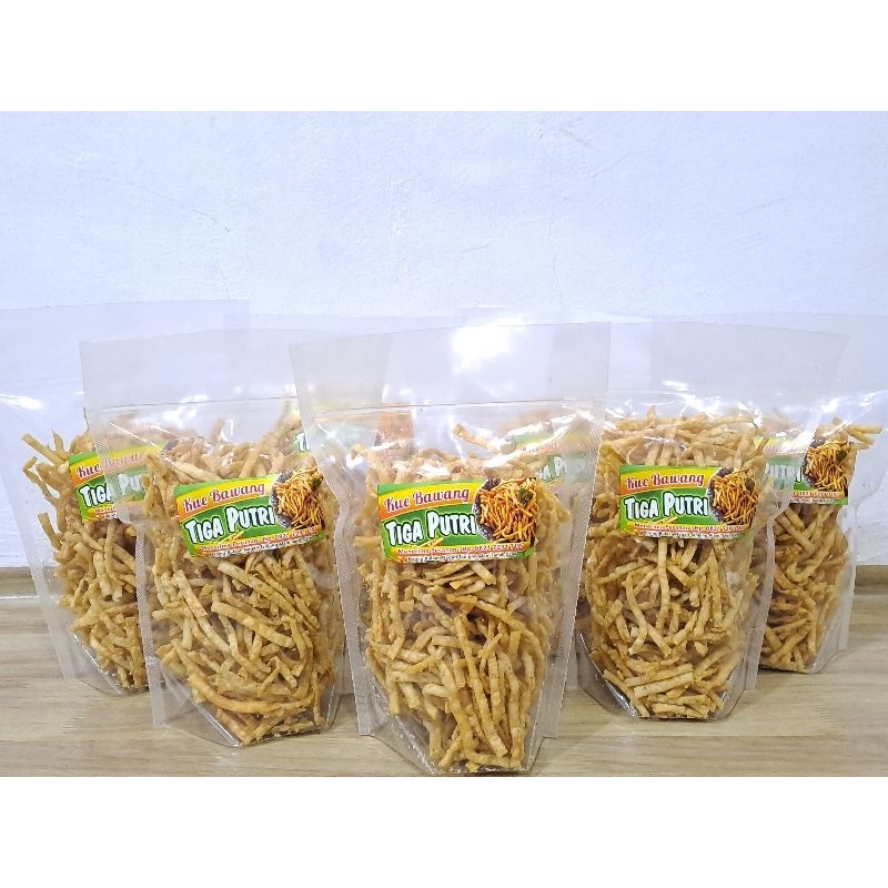 

Kue Bawang Tiga Putri