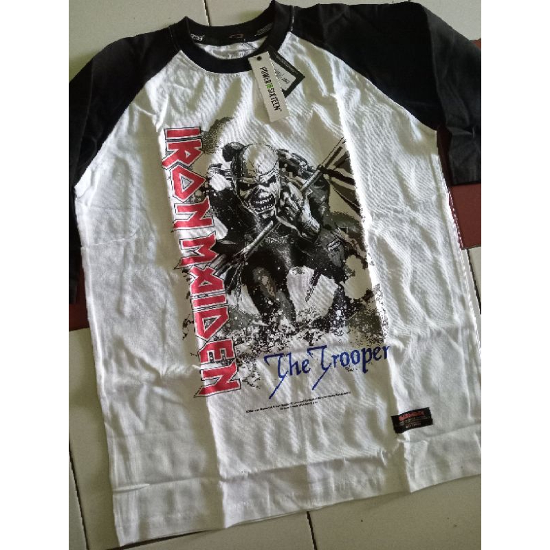 ORIGINAL GEOFF MAX x IRON MAIDEN-Trooper Raglan white Black