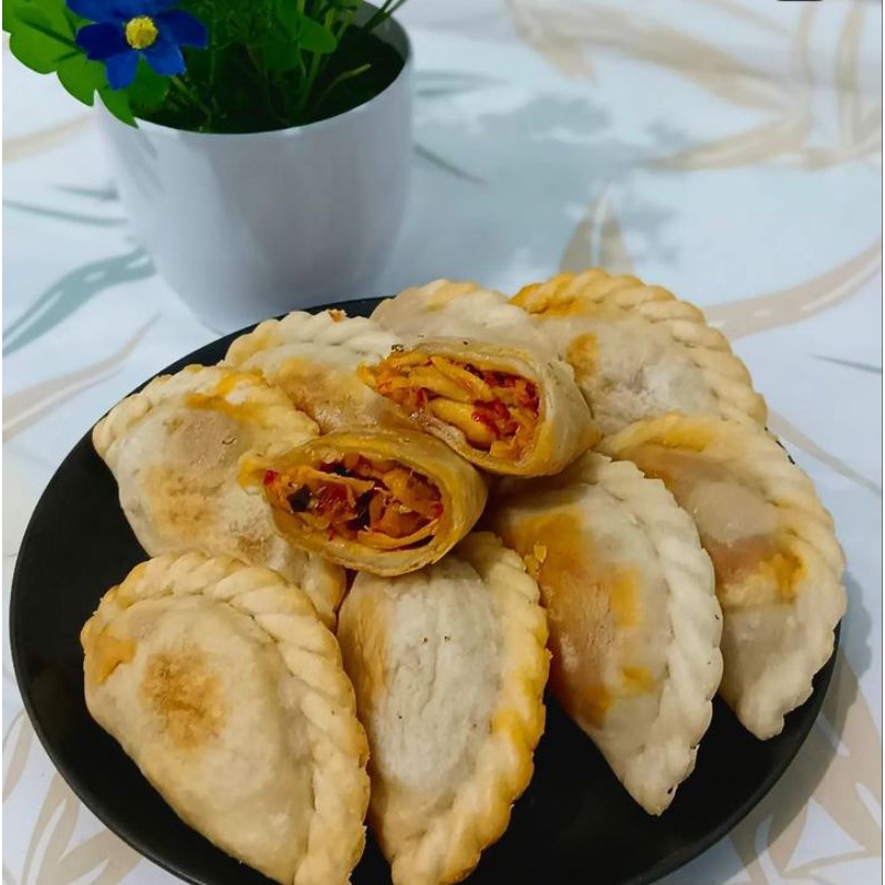 

Cireng ayam suwir pedas