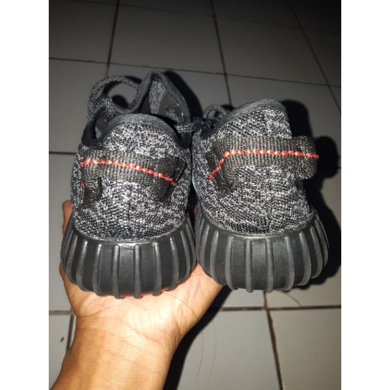 Sepatu sneakers adidas yeezy boost kenye west
