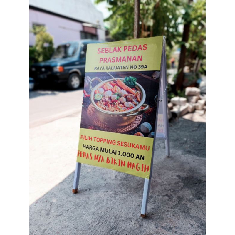 Jual Standing Banner Segitiga