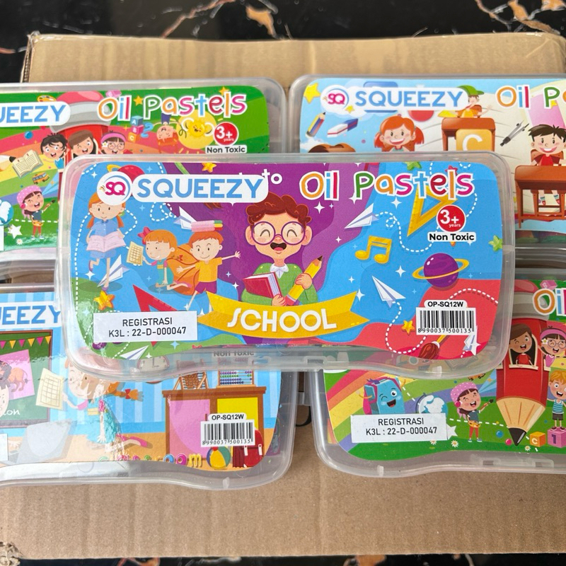 

Pensil Krayon 12 Warna / Oil Pastel Squeezy Mewarnai