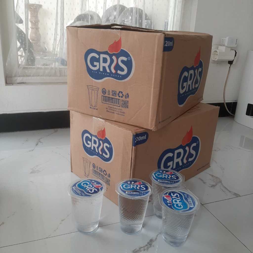 

GRIS //AMDK//Air minum dalam kemasan //air mineral// gelas 220ml//isi 48 gelas