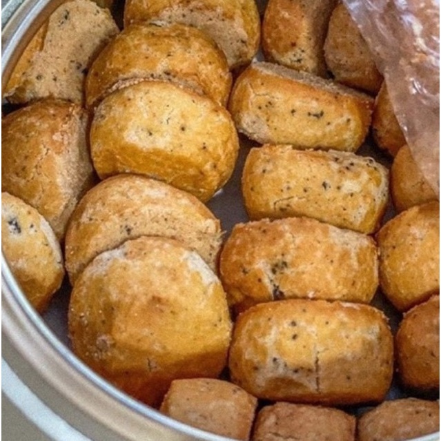 

QH Yam Cookies Halal Biskut Keladi Golden Castle Biskuit Kukis Rasa Talas 700g IMH