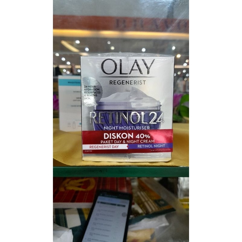 OLAY BUNDLING RETINOL NIGHT 24 50gr dan OLAY REGENERIST DAY CREAM 50gr