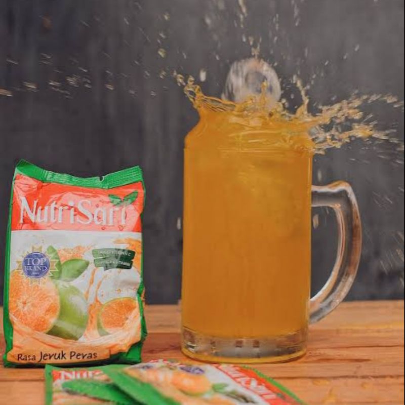 

Es Nutri Sari Rasa Jeruk Dingin (Minuman Siap Saji)