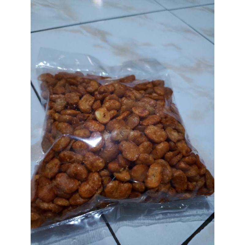 

kacang koro pedas