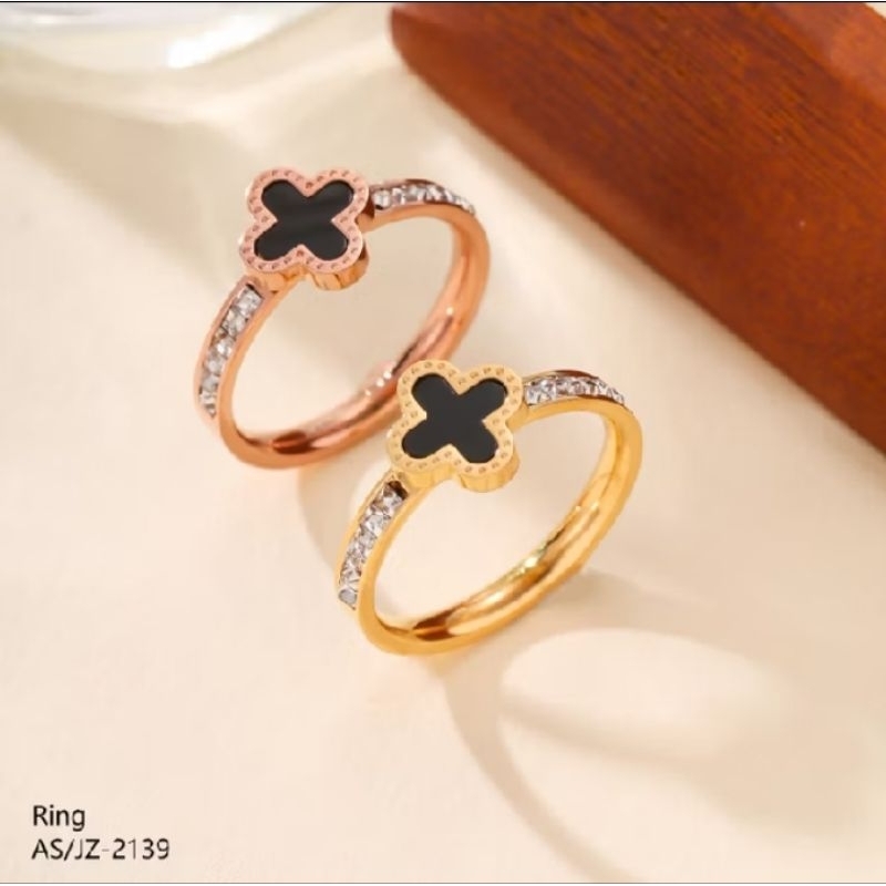 cincin titanium clover mata baris titanium wanita