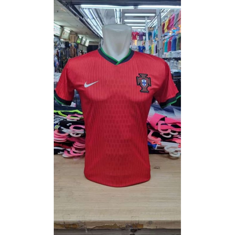 ATASAN DEWASA  JERSEY BOLA PORTUGAL HOME EURO
