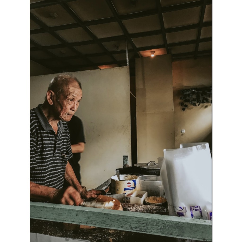 

Martabak Bangka Arang Legendaris Encek 1975 Bogor Gang Aut Manis