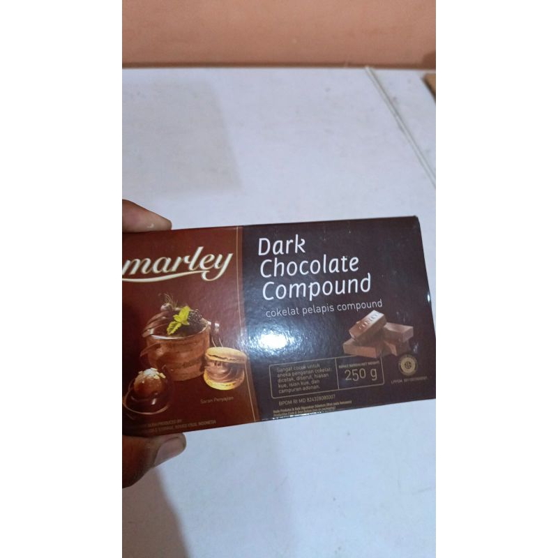 

dark chocolate compound marley 250gr