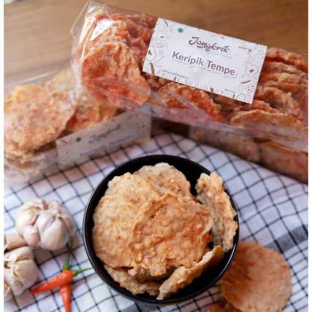 

NEW PRODUCT APELICIOUS Keripik Kripik Tempe Murah Jangkrik OlehOleh Khas Malang