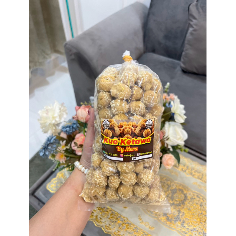 

kue ketawa 1/2kg/kue ketawa wijen/cemilan ringan/oleh-oleh siantar/oleh-oleh pekanbaru/makanan khas/kue kering/jajanan/onde-onde/snack