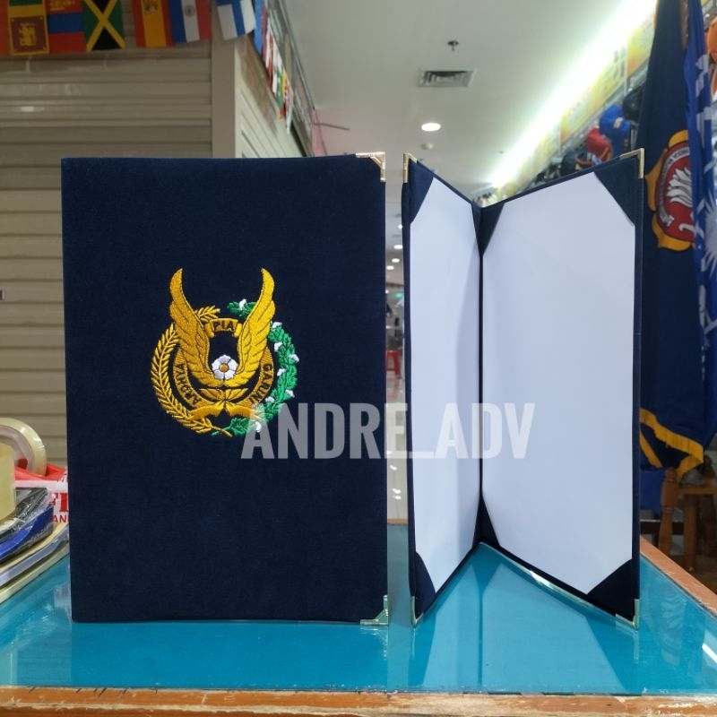 

map costum logo bordir bahan beludru RB9