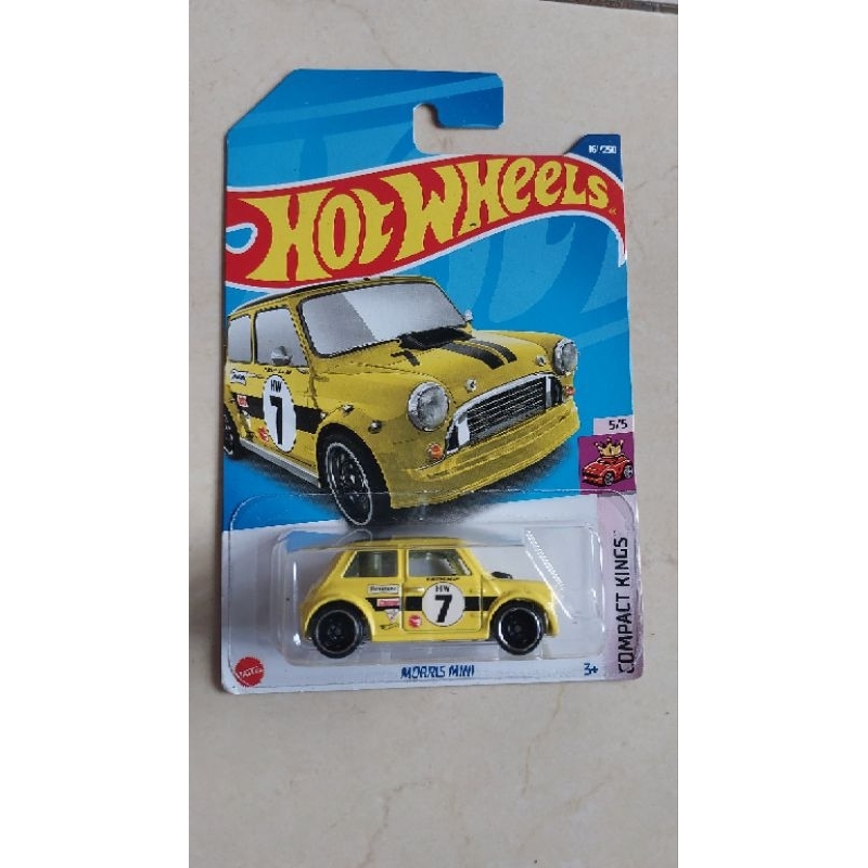 hotwheels morris mini kuning